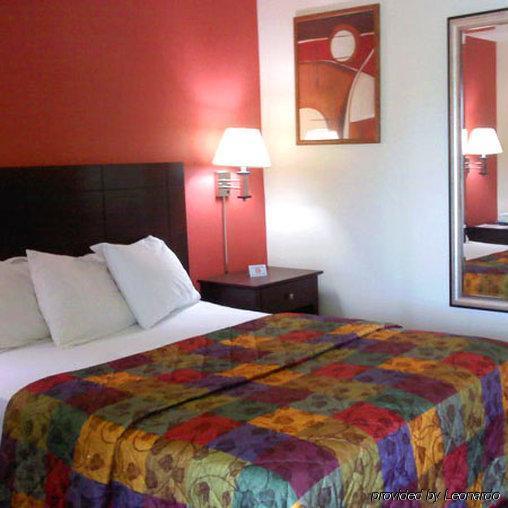 Budget Lodge Buena Екстериор снимка