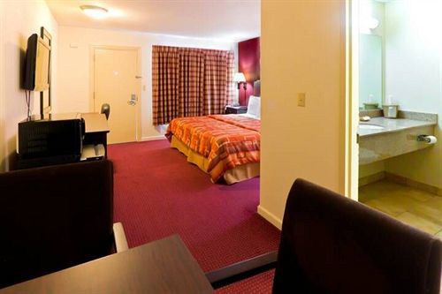 Budget Lodge Buena Екстериор снимка