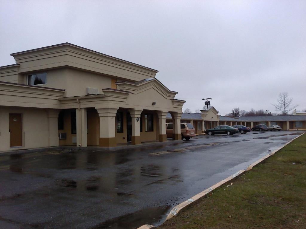 Budget Lodge Buena Стая снимка
